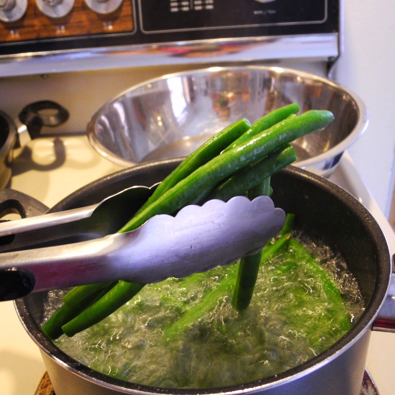 Lin Making Things Battered green beans
