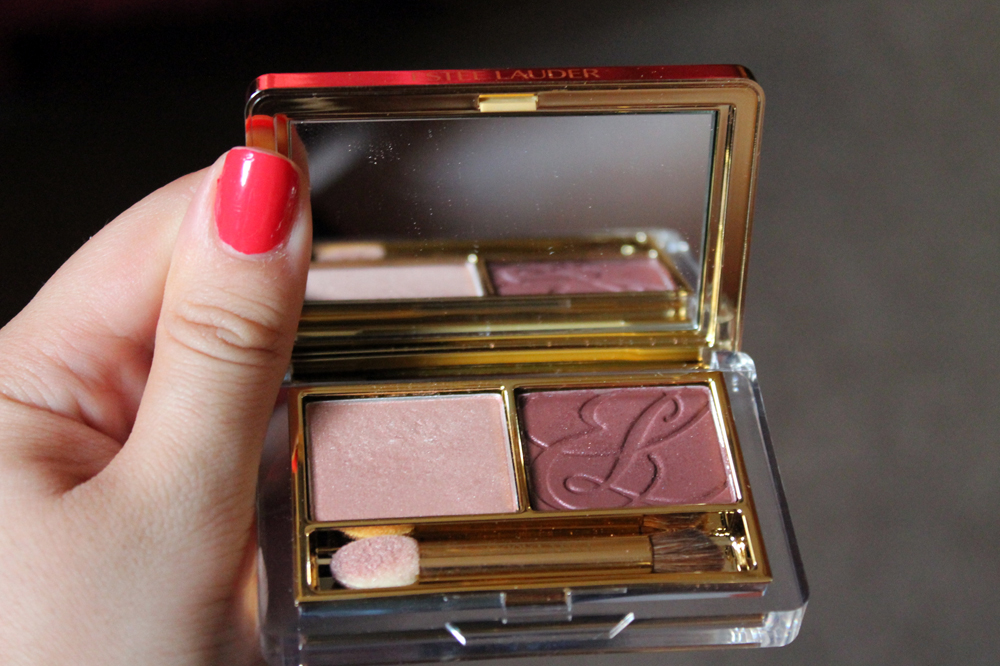 Matte Hates Glitter Estée Lauder Pure Color EyeShadow Duo in 12Raisins