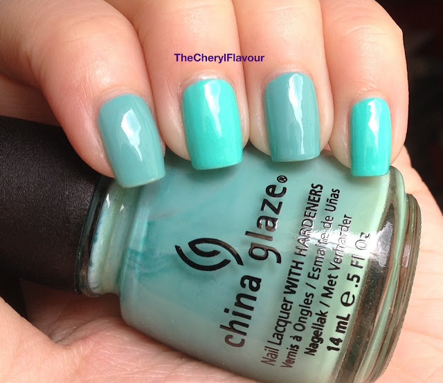 China Glaze Too Yacht To Handle vs China Glaze For Audrey China Glaze Too Yacht To Handle vs China Glaze For Audrey