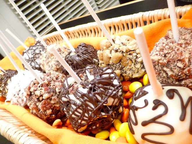 Happy Halloween 2011! ~ Cheesecake Lollipops aka Caramel Apple Impersonators