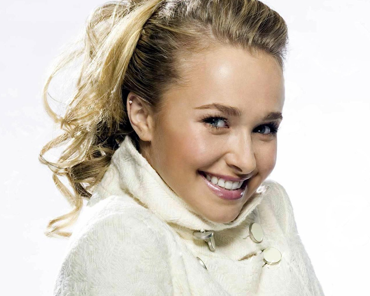 Osmeh - Page 4 Hayden+Panettiere+7