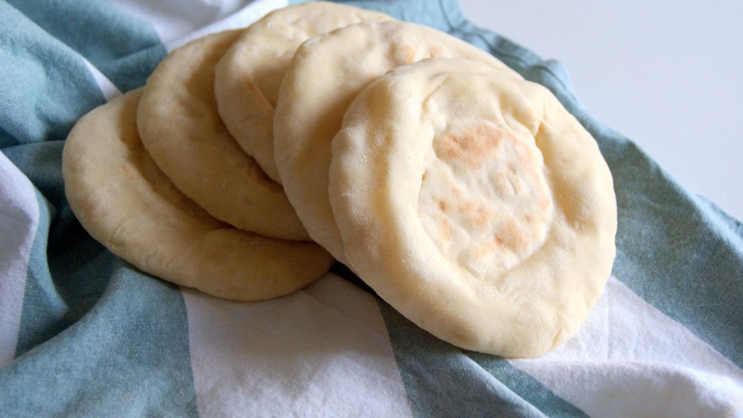 The best pita bread, because it's BBQ time! Fleur d'oranger, Masala