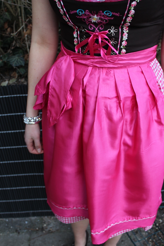 Herzzurueckgarantie Ich Im Dirndl Wieso Nicht