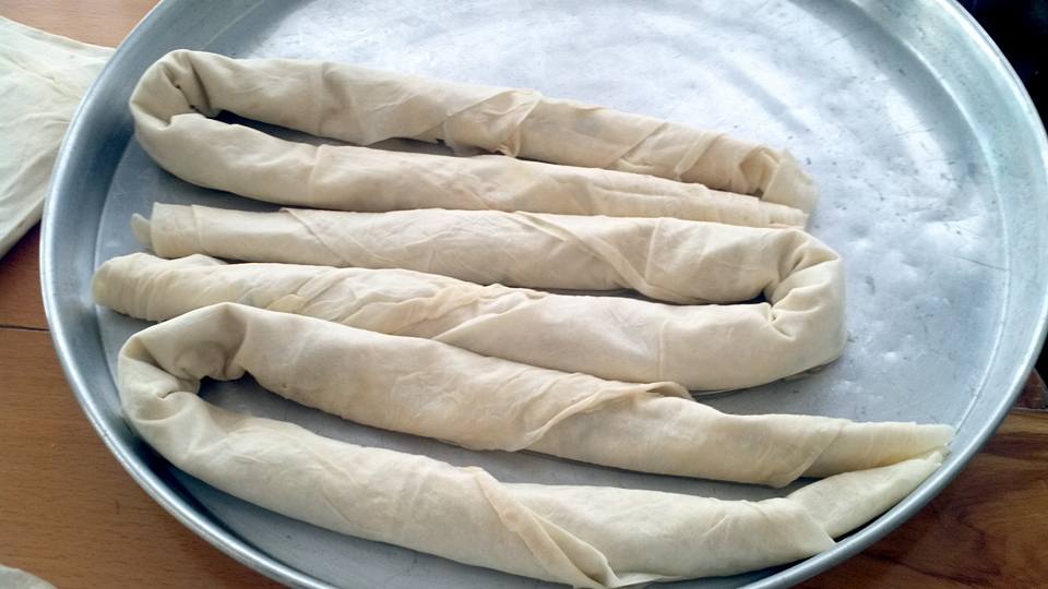 Nazlı'nın Mutfağı Erzincan Tulum Peynirli Maydanozlu Börek