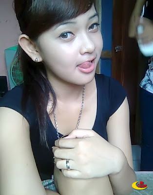 GALERY ASYIK: Cewek Cantik Imut Bening Bangat Gan
