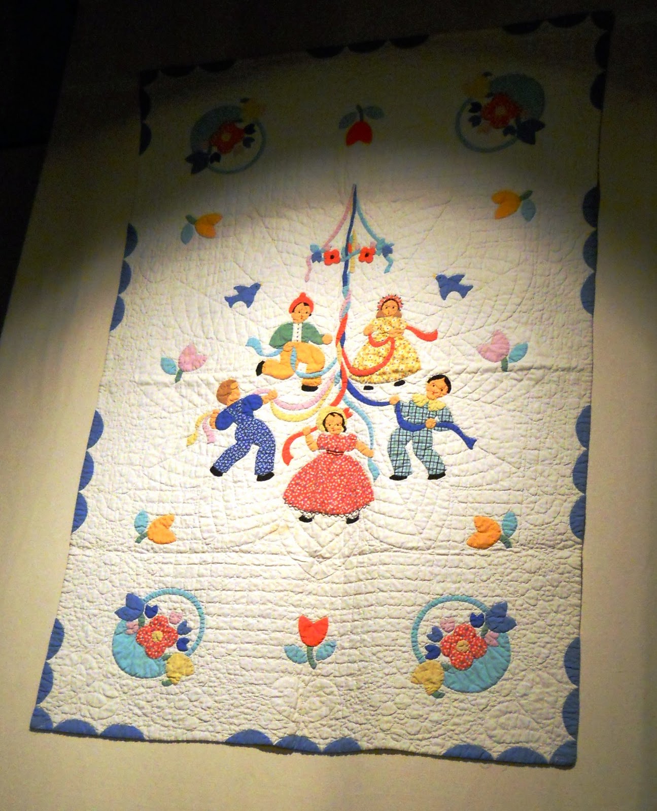 Gingerbread Cottage Maypole Quilt