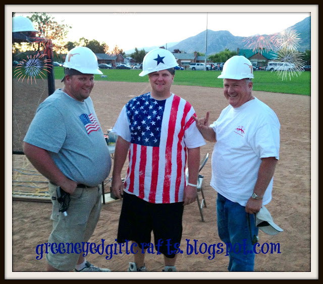 Green Eyed Girl Crafts... Dallas Cowboy & Texas Longhorn Hard Hats...