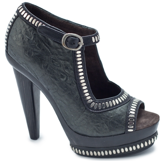 Shoe of the Day Calleen Cordero Prita Heel SHOEOGRAPHY