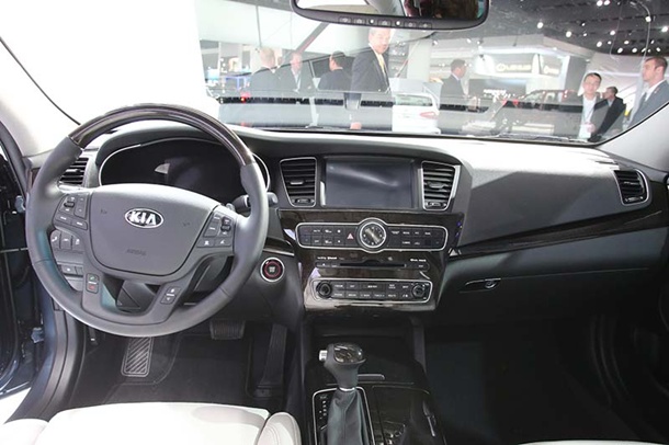 2016 Kia Cadenza Interior Spring Hill Fl 2016 Kia Cadenza Vs