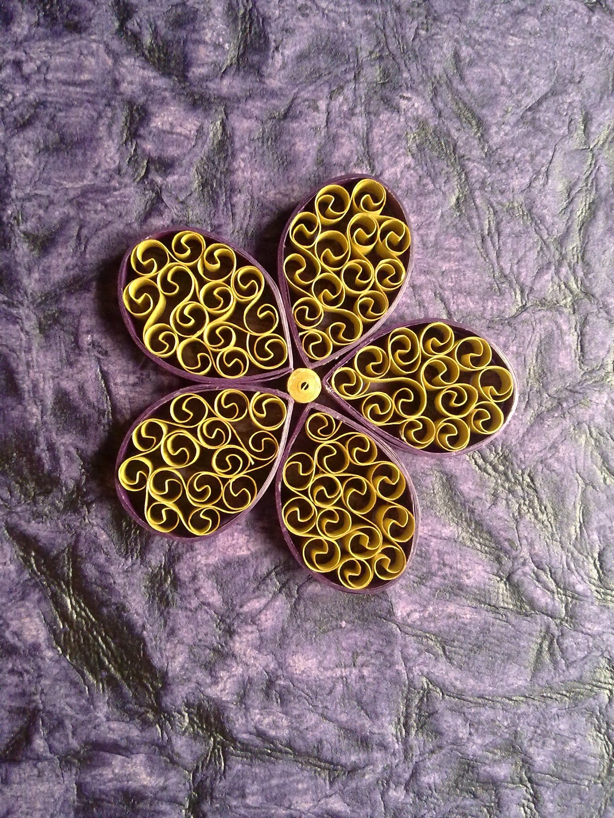 wondersofpaper Beehive Quilling technique