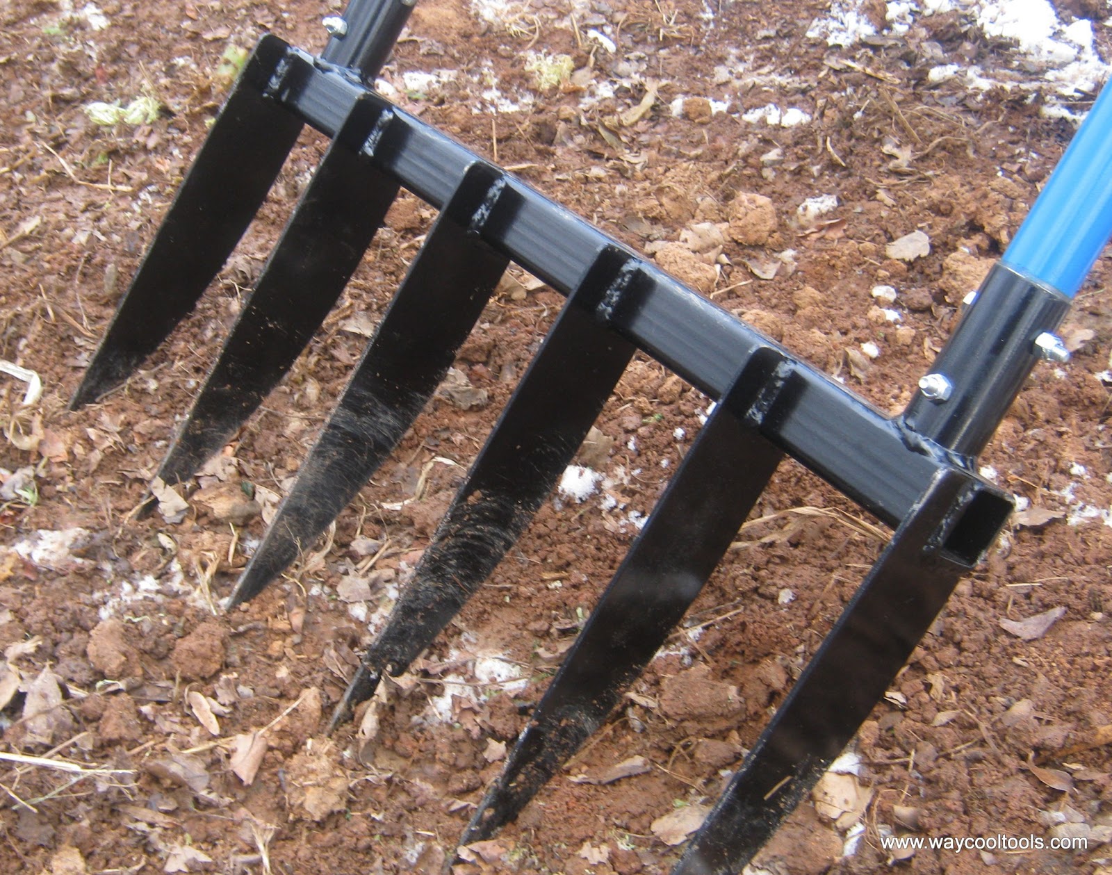 Gardening and beyond... with Intermediate sized un