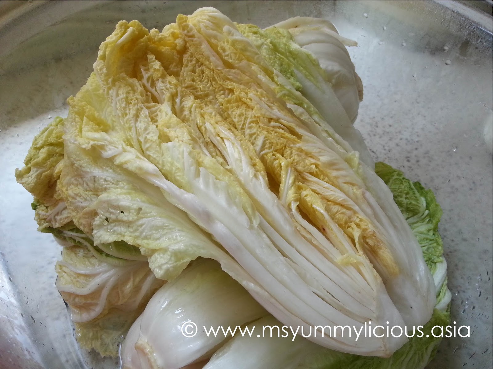 Napa Cabbage Kimchi (Tongbaechukimchi 통배추김치) Yummylicious + Baby