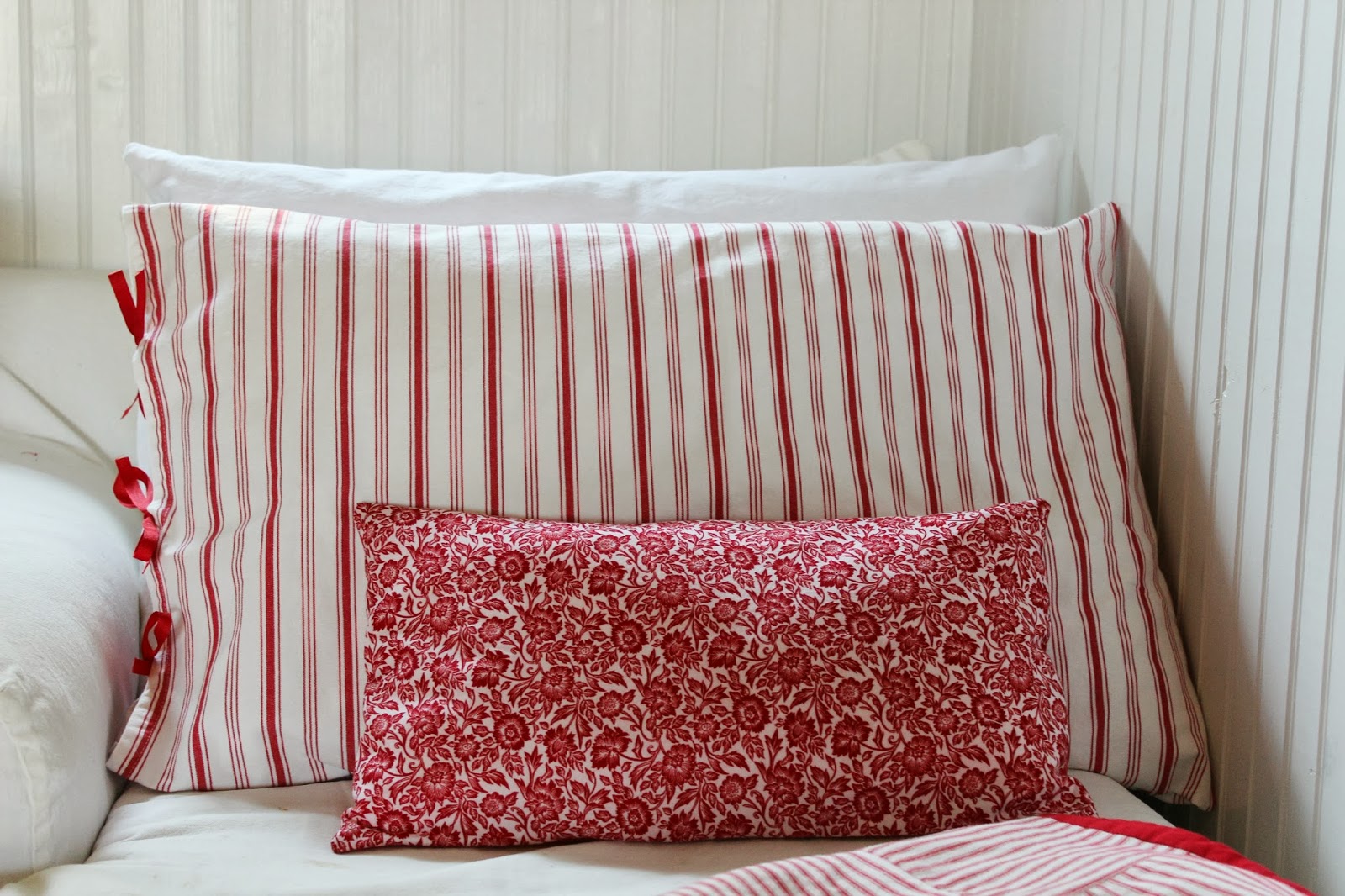 Happy At Home Quick and Easy Pillow Slipcover Tutorial
