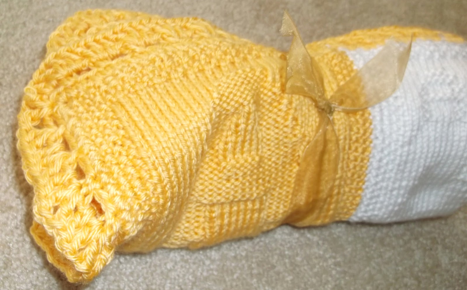 Skipping Along ABC baby blanket (knitted)