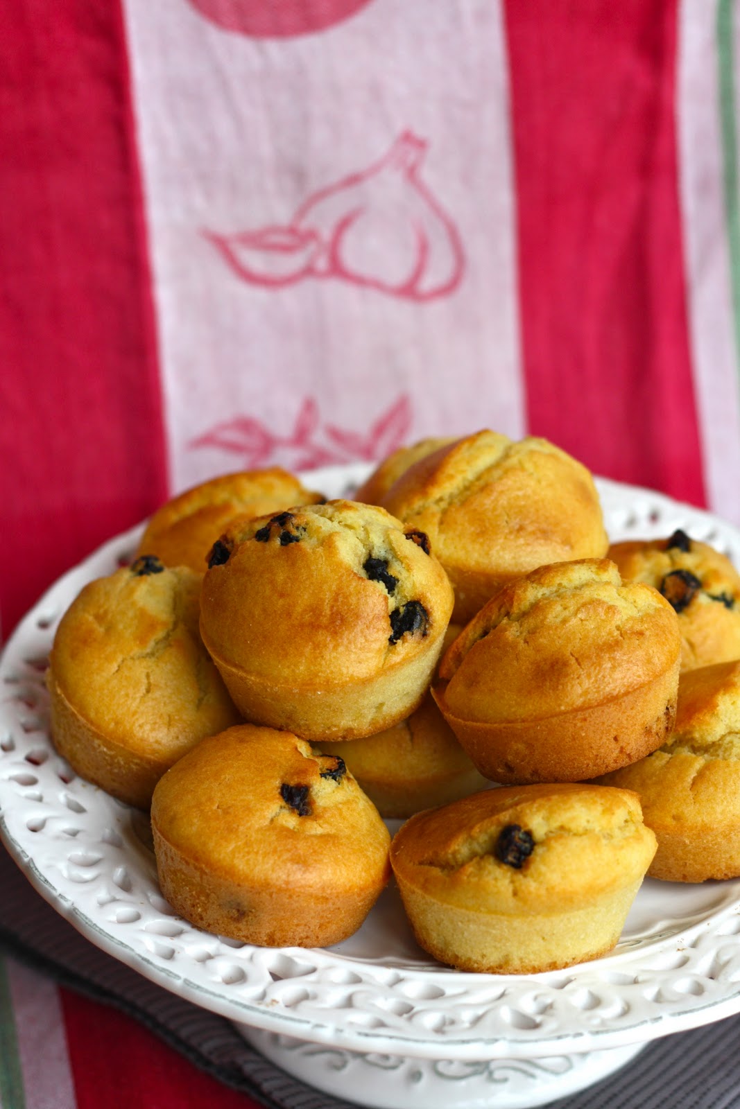 Linzers in London A Pretty Little Snack DairyFree Blueberry Corn Muffins