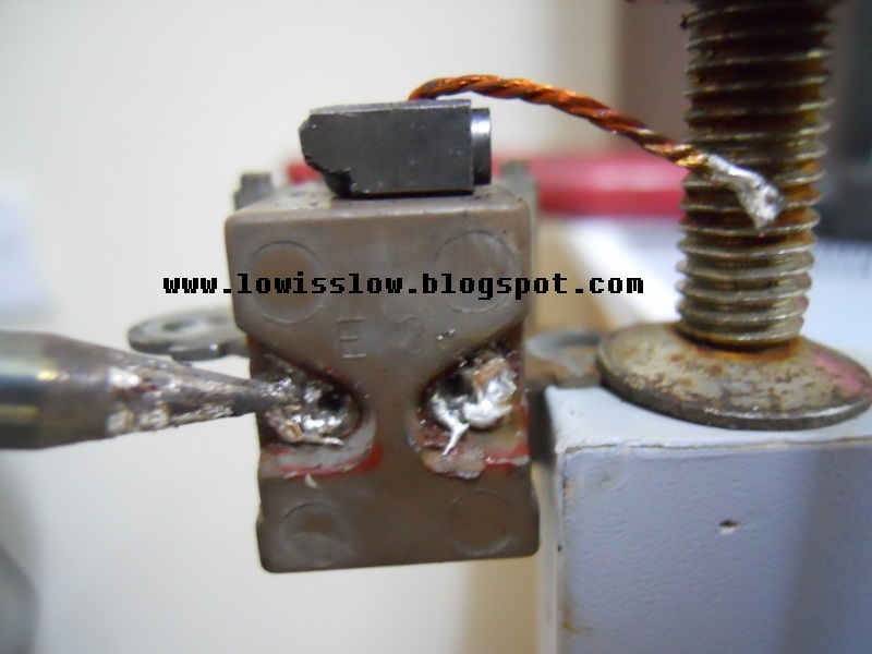 LIFE WITH MACHINE DIY Replace Perodua Kancil Alternator Carbon brush