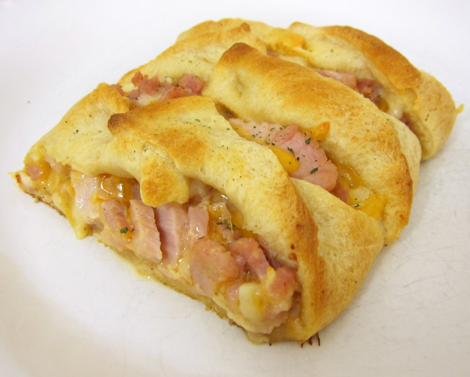 pampered chef ham and cheese puffs