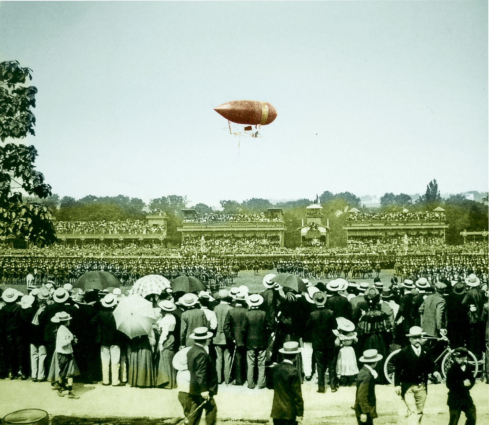 The wonderful life of Santos=Dumont by Luiz Pagano The Dirigible