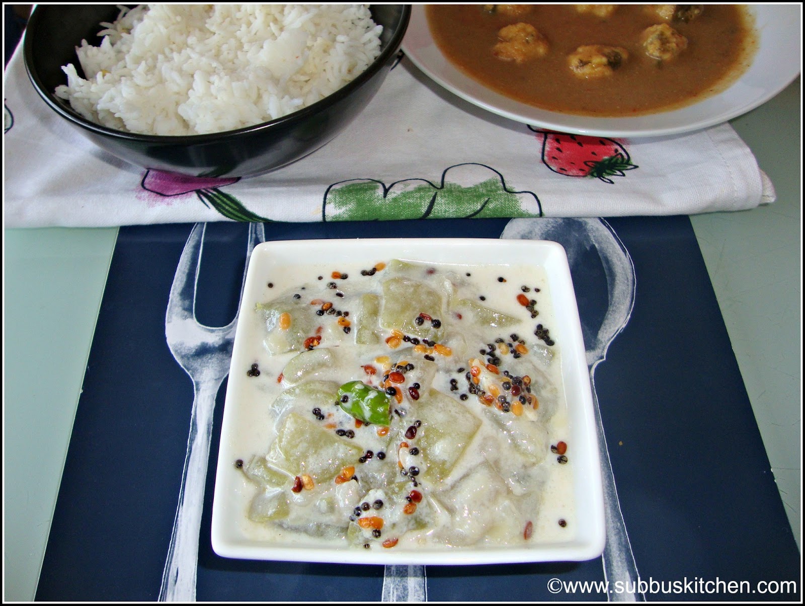 Surakkai Paal Kootu(Bottlegourd Milk Stew) Surakkai Paal Kootu(Bottlegourd Milk Stew)