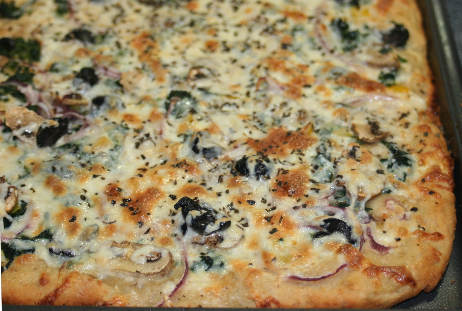 Three Cheese Alfredo Veggie Pan Pizza