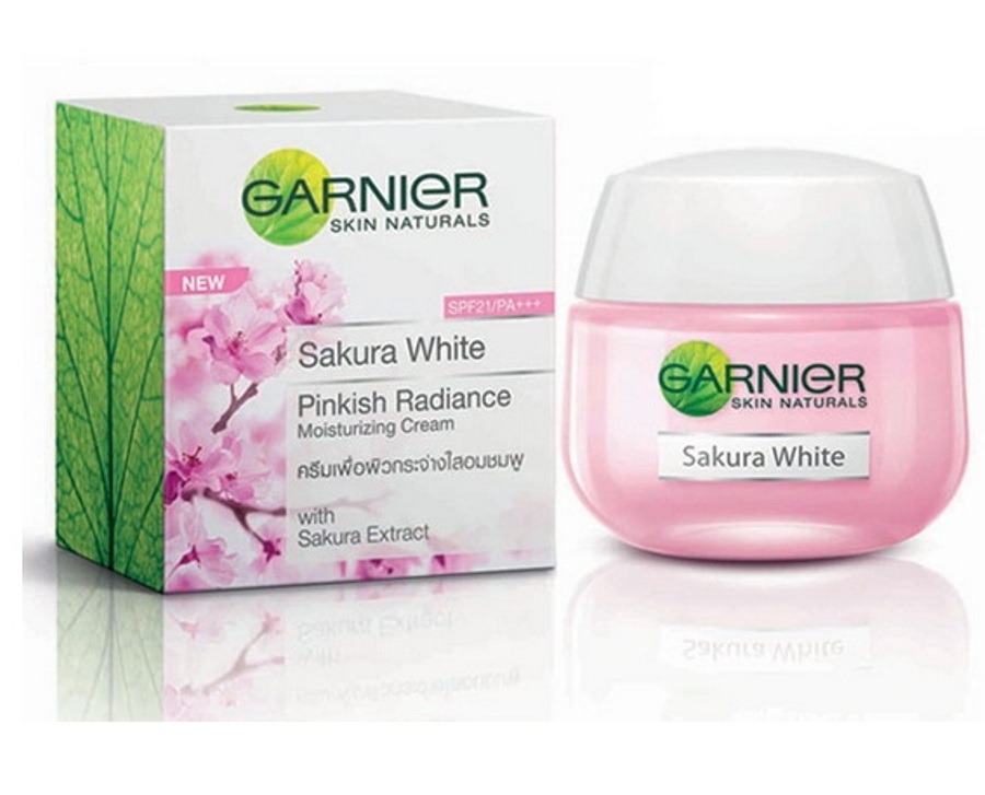 Review dan harga Garnier Sakura White Pinkish Radiance Whitening Cream