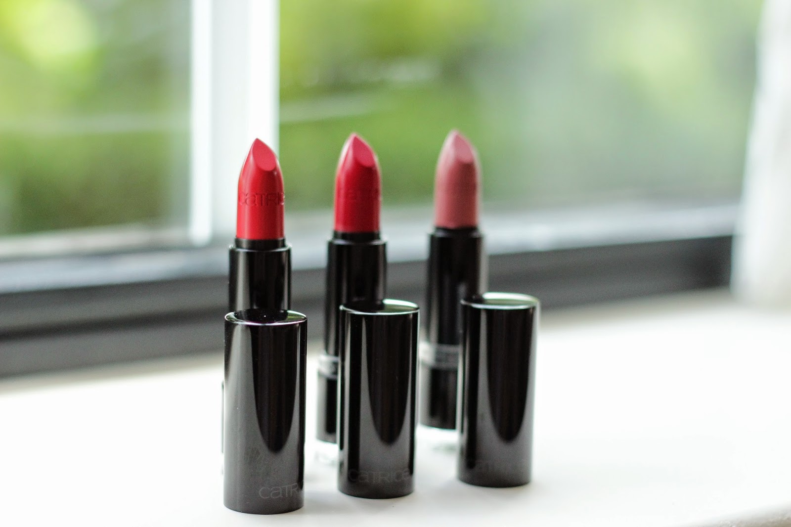 catrice ultimate colour lipstick MATTador MATTraction In A Rosegarden