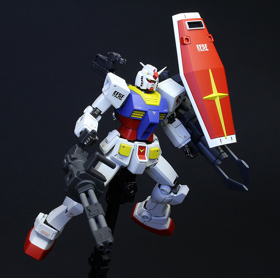 HGUC REVIVE 1/144 RX-78-2 Gundam Painted Build: PHOTO 