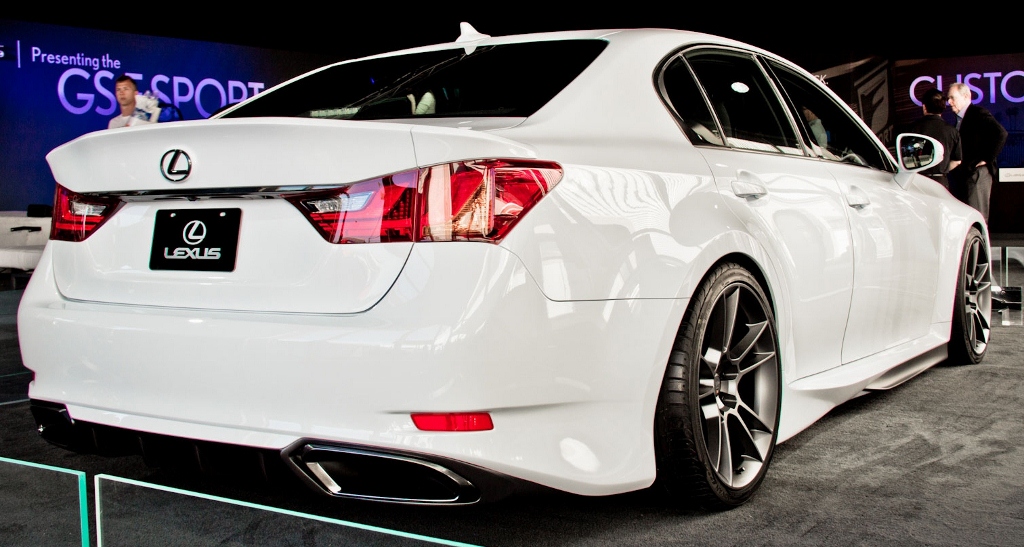 Tricked Out Showkase A Custom Car Sport Truck SUV Exotic