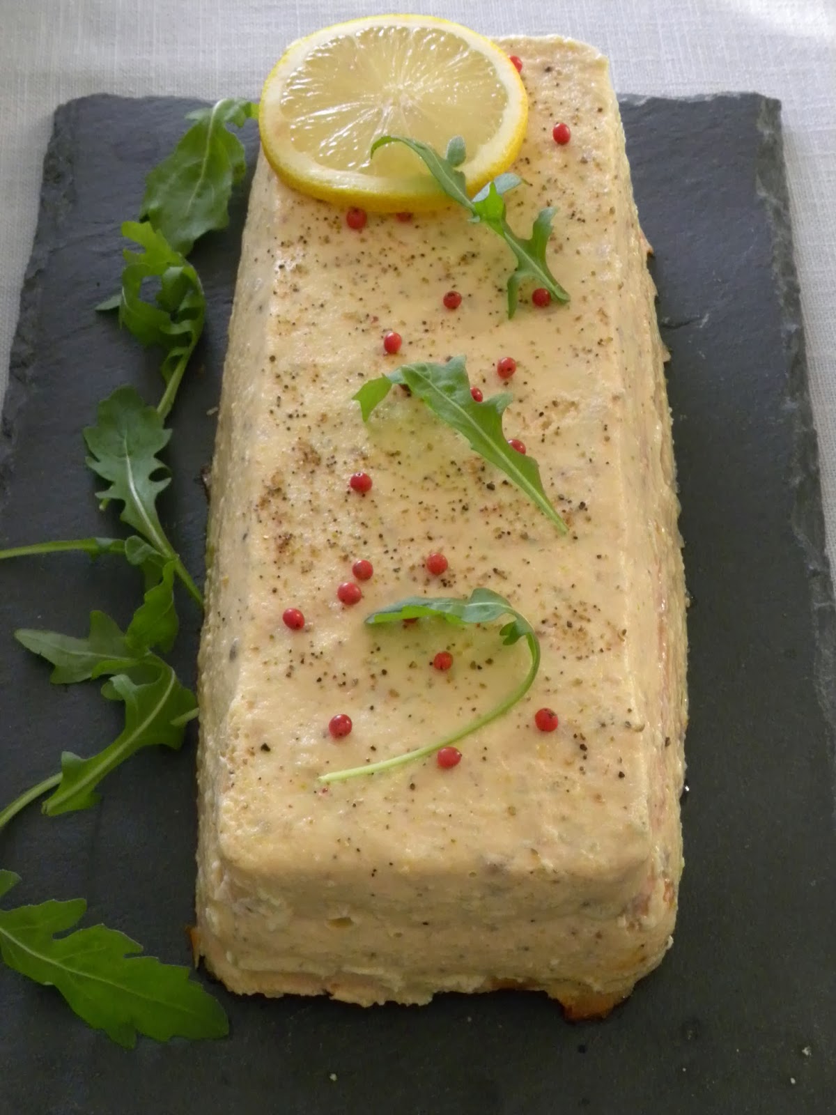 Vadrouilles gourmandes Terrine aux 2 saumons, poireaux et curry