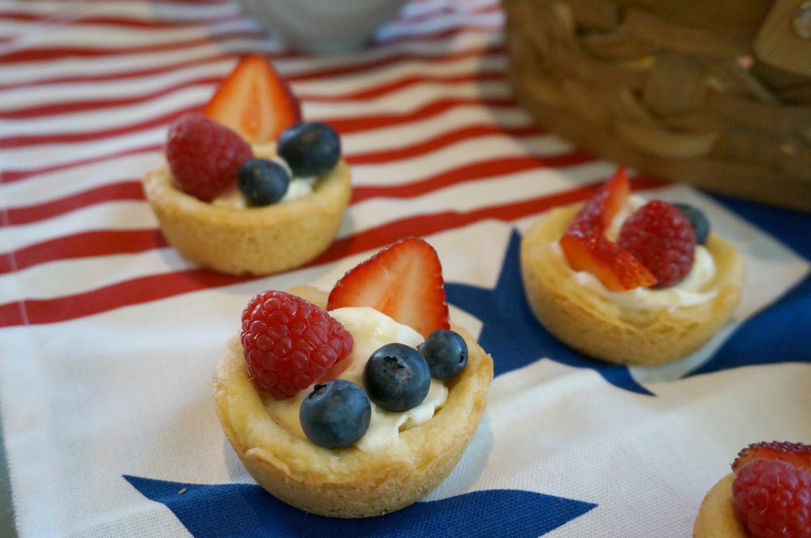 A Pinch of Chaos Berry Lemon Cookie Cups