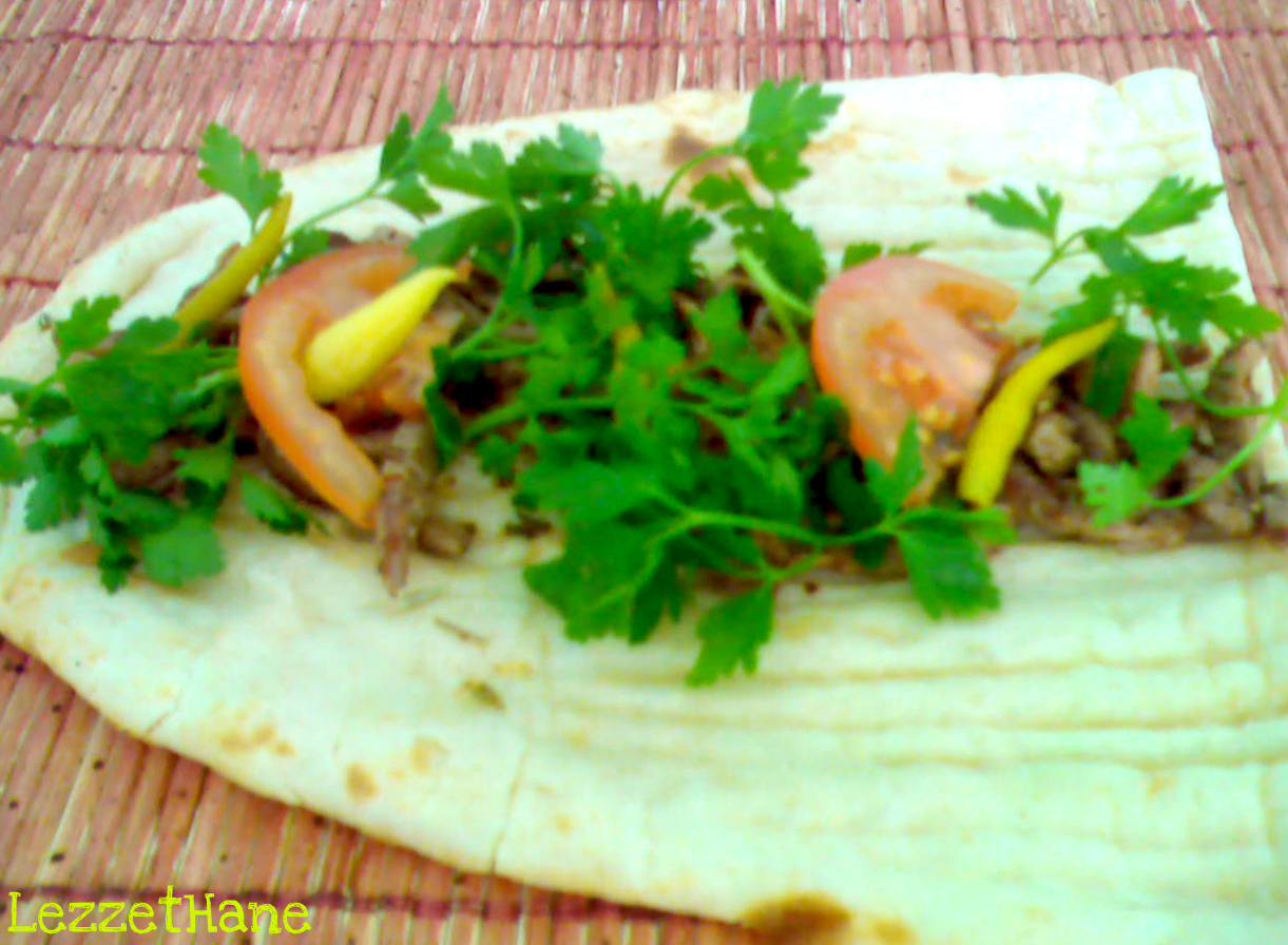 LezzetHane Ev Yapımı Et Döner Dürüm
