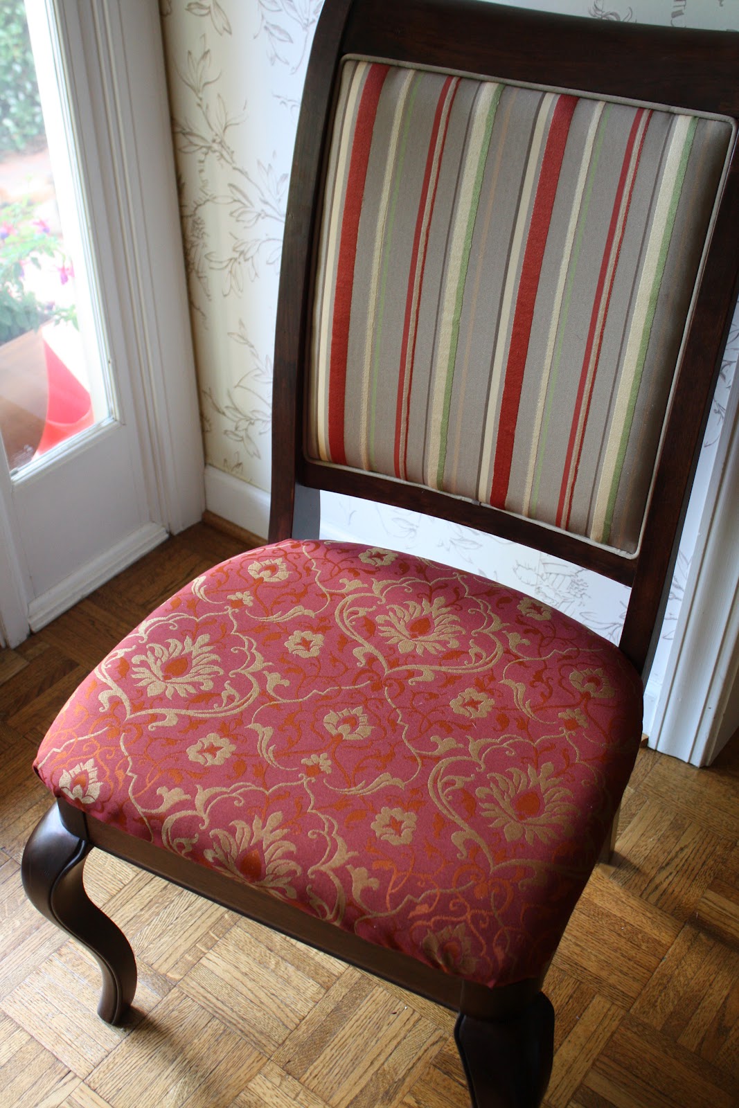 snapdragon crafts going home dec recovering dining room chairs