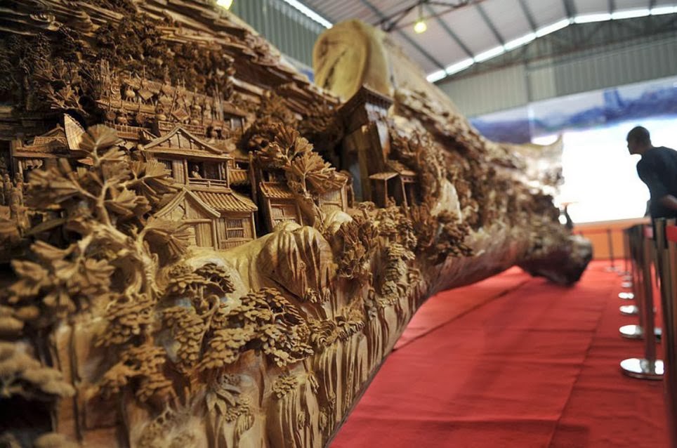 Chinese Artist Honored By Guinness World Record For The World's Longest