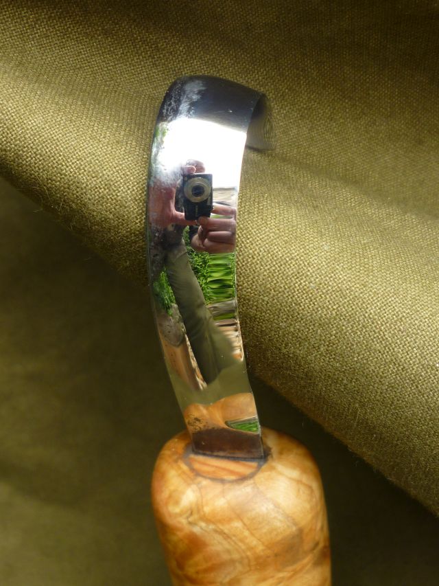 Spoon Carving First Steps The Nic Westermann Hook knife.