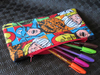 http://www.giraffescansew.com/pencil-case-make-up-bag-whatever-you-want-it-to-be-tutorial/