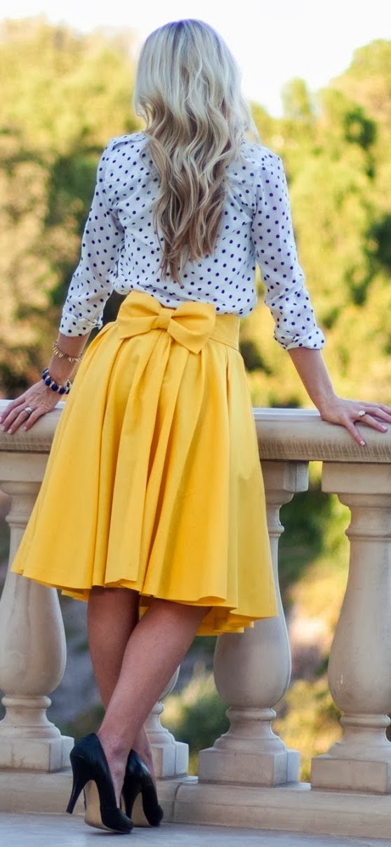 Yellow flowy skirt and polka dot top fashion FASHION WINDOW