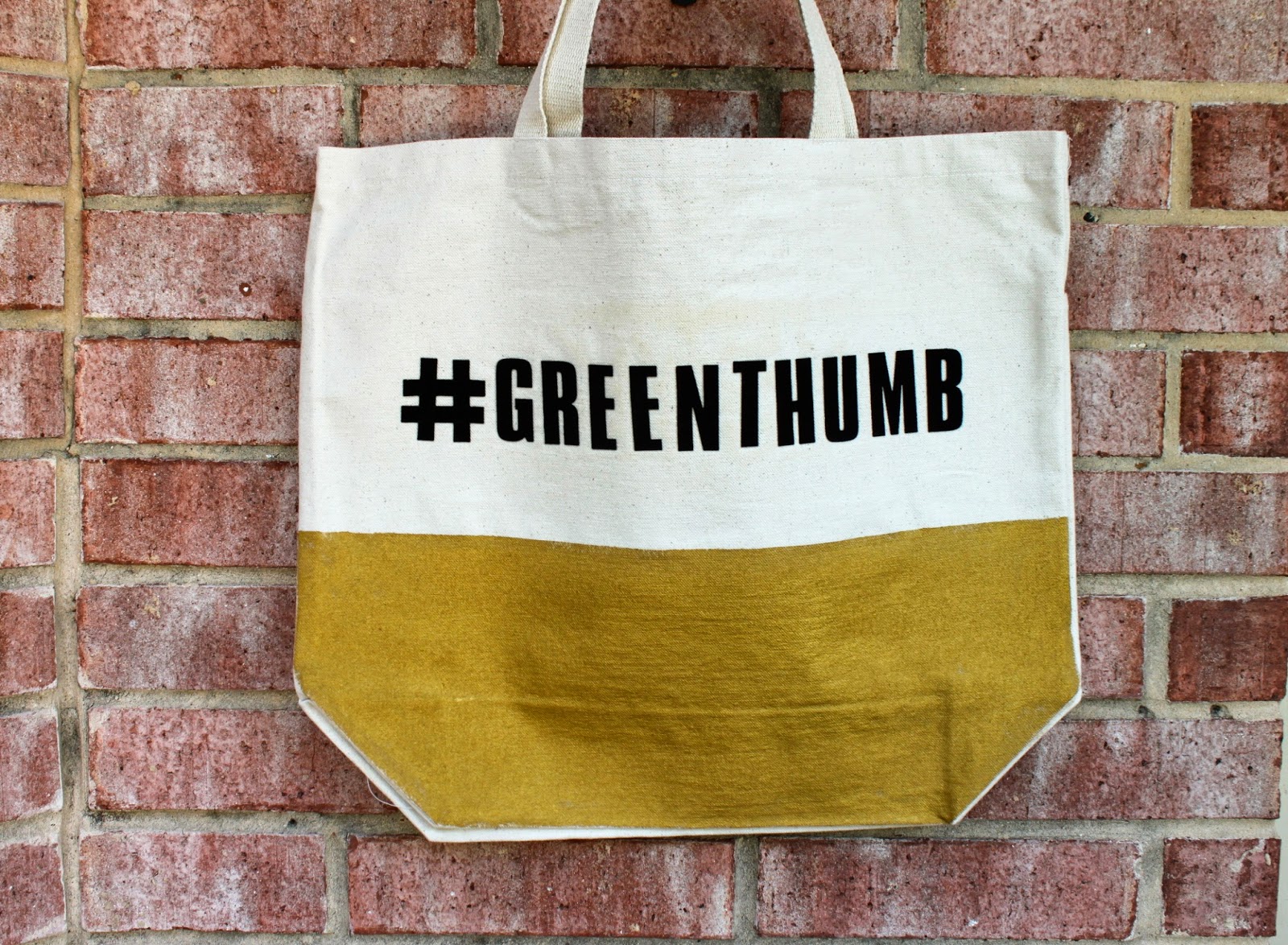 Crafty Texas Girls DIY Hashtag Bag {Kate Spade Inspired}