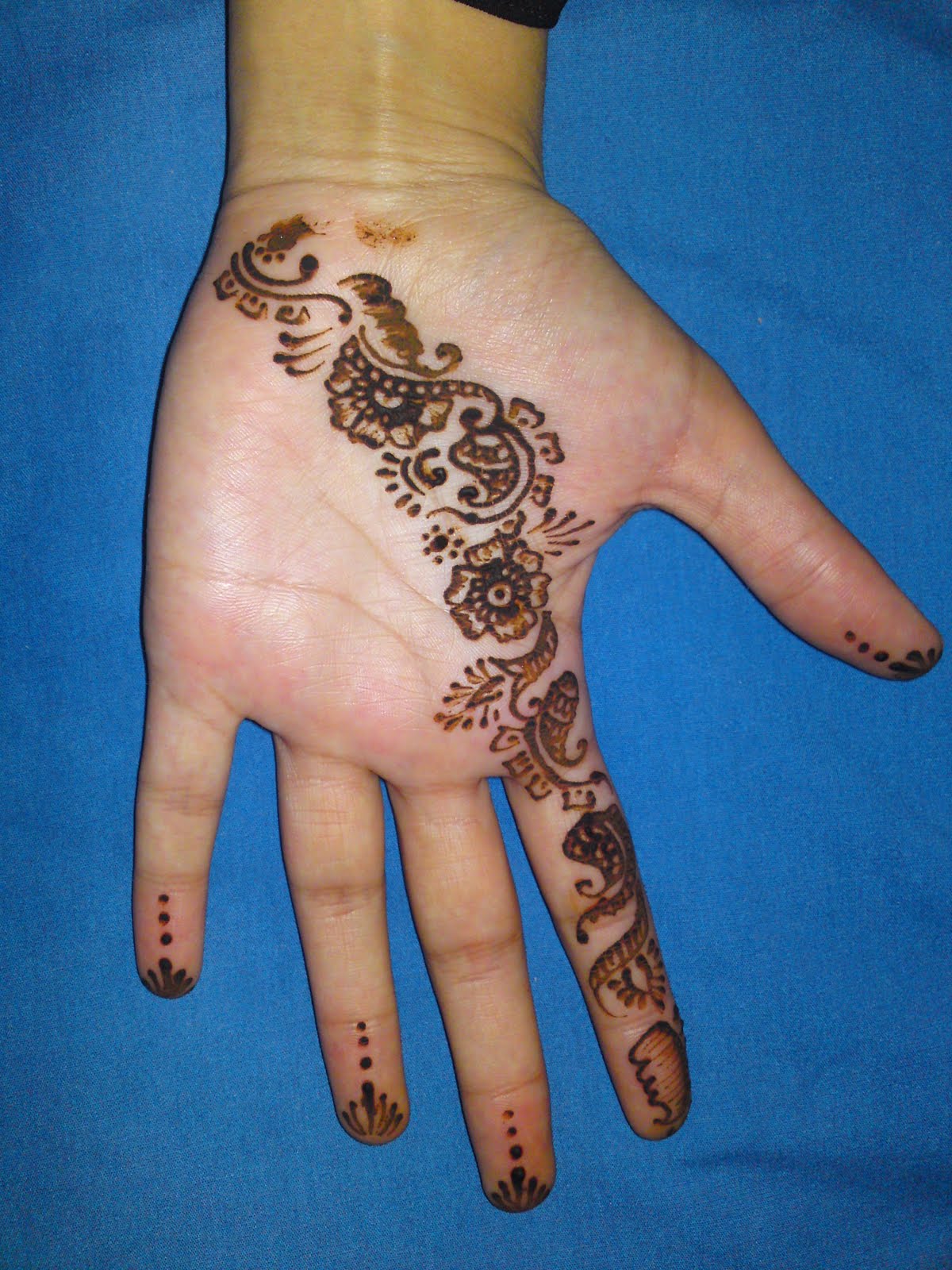 Modern Islamic Art: Henna