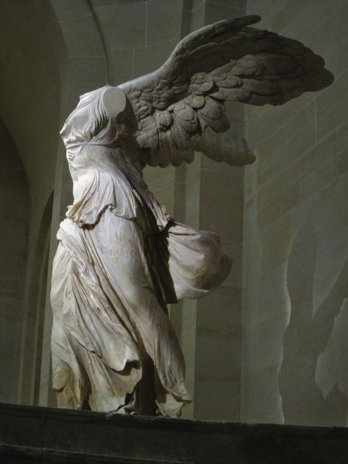 winged victory of samothrace facts