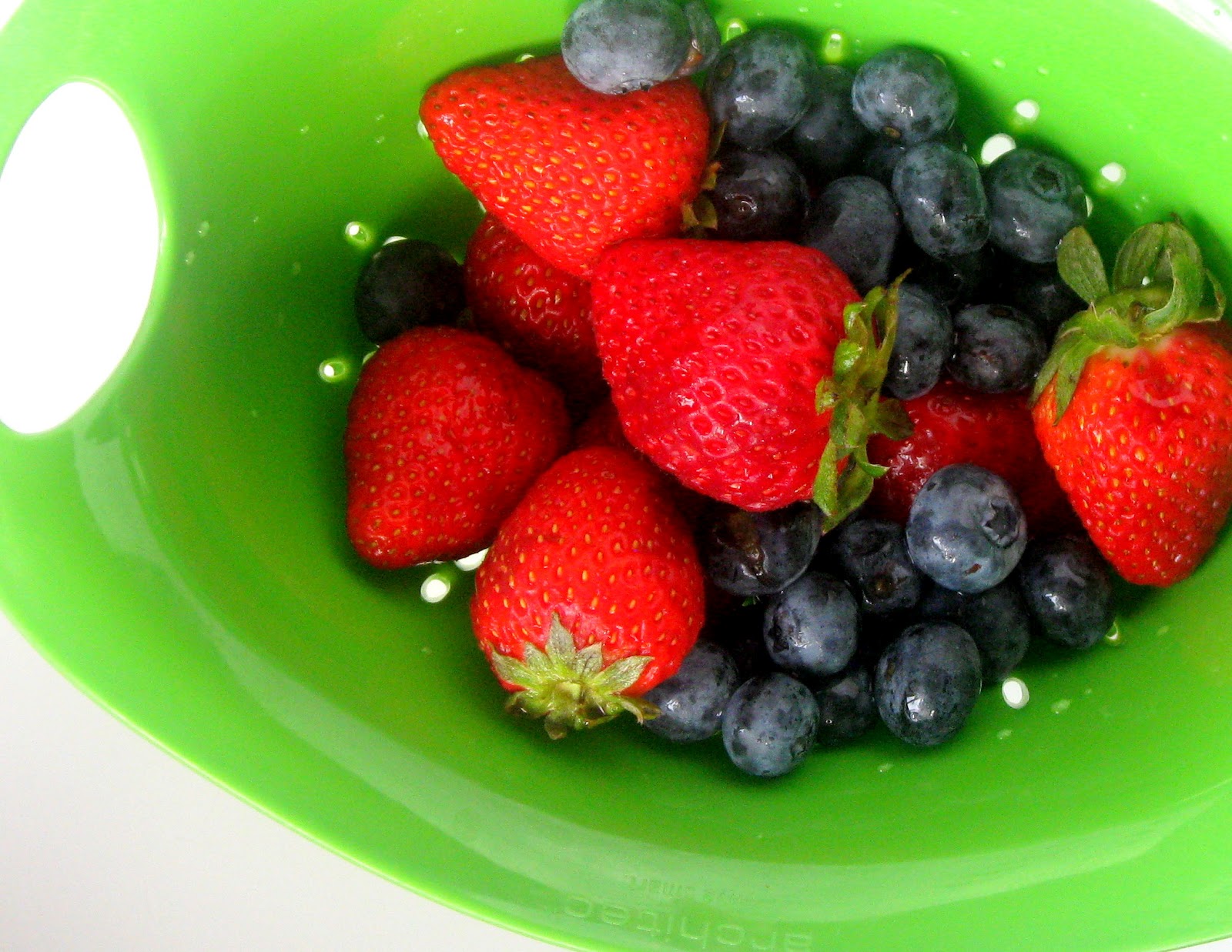 Frozen Berry Custard (no ice cream maker necessary) Searching for Dessert