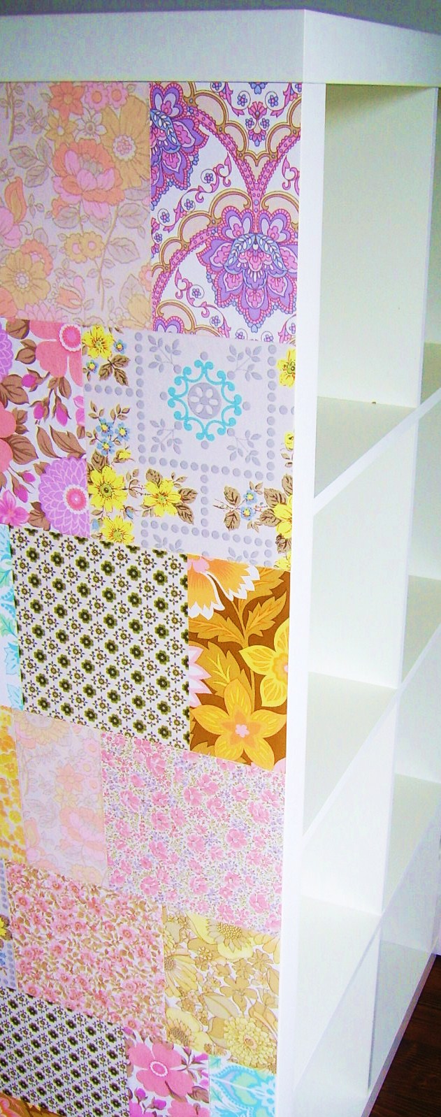 Silly Old Suitcase DIY Tutorial; Pimp that Expedit!