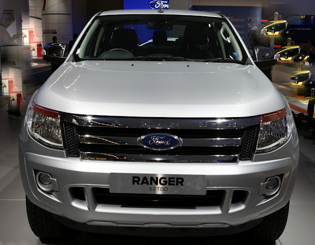 http://3.bp.blogspot.com/-GfZjqs-r3UQ/T5Q34Uez6PI/AAAAAAAAkqA/Dl18rY5JXe0/s640/Ford-Ranger-2012-frente.jpg