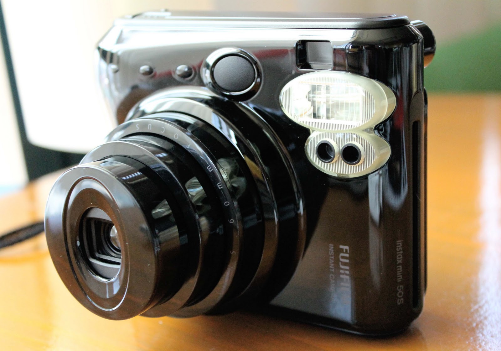 TOTD INSTAX MINI 50S PIANO BLACK TOTD INSTAX MINI 50S PIANO BLACK