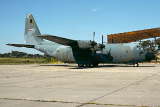 Fuerzas Armadas de Uruguay C-130B+uruguayo_3
