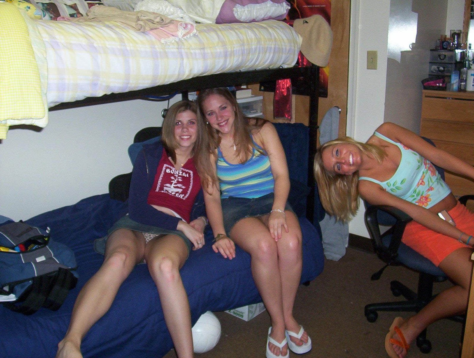 Hot College Dorm Orgy Free Photos 2