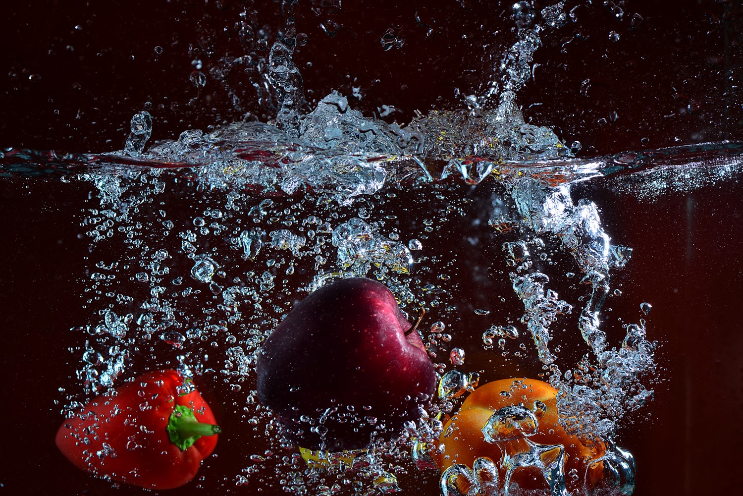 Digitally Exposed High Speed Flash Photography.