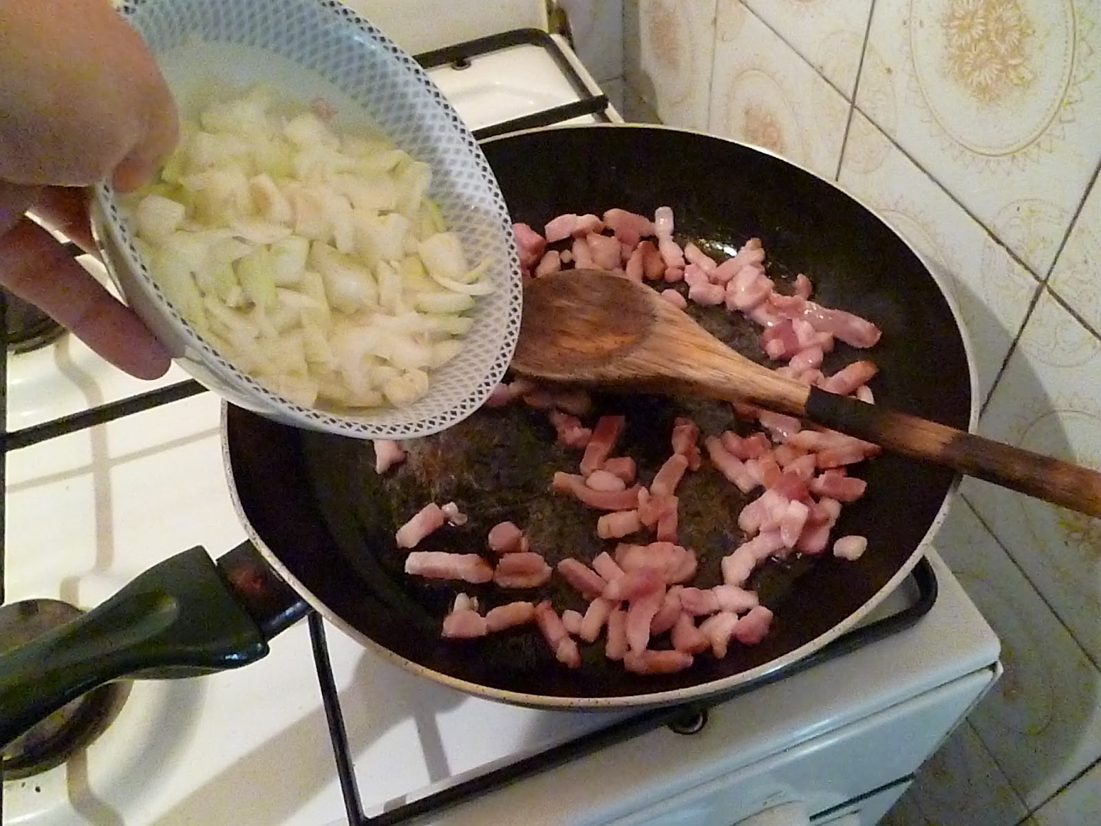 la cuisine de sandy 31800 Omelette lardons et oignons