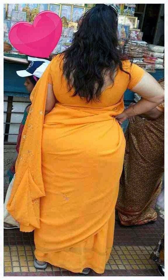 Desi aunty dress change showing fan images