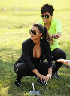 Kim Kardashian And Her Big Assets3