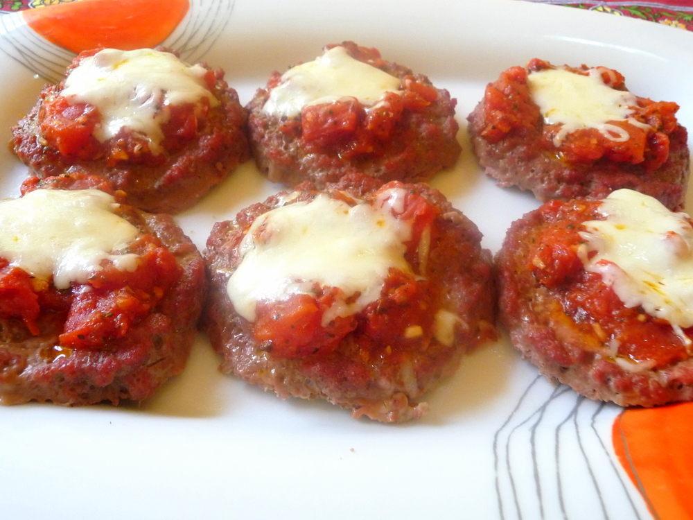 SPLENDID LOWCARBING BY JENNIFER ELOFF MARINARA MEAT LOAF PATTIES